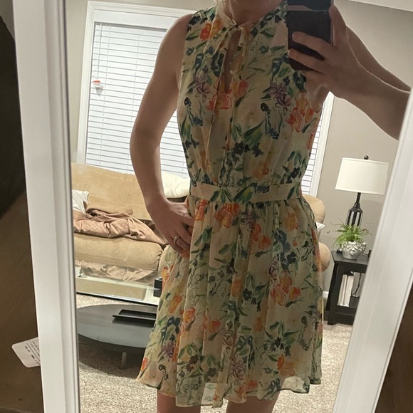 Floral Dress - Picture 3 of 9
